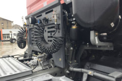 中国重汽 斯太尔DM5G重卡 340马力 6X2牵引车(4.44速比)(ZZ4253N27CGE1B)