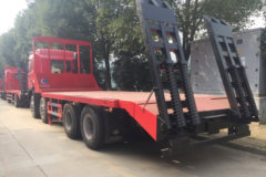 青岛解放 悍V 350马力 8X4 平板运输车(程力威牌)(CLW5312TPBC5)
