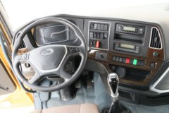 华菱 汉马H9 重载型 480马力 6X4牵引车(HN4250A46C4M5)