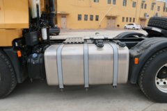 华菱 汉马H9 重载型 480马力 6X4牵引车(HN4250A46C4M5)