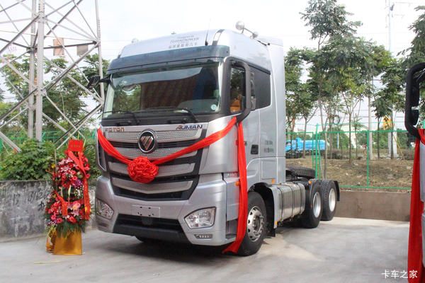 福田 欧曼EST 6系重卡 510马力 6X4牵引车(高地板)(BJ4259SNFKB-AA)