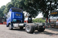 重汽王牌 7系 154马力 4.16米单排厢式轻卡底盘(CDW5040XXYHA3R5)