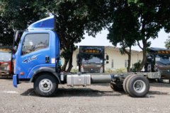 重汽王牌 7系 154马力 4.16米单排厢式轻卡底盘(CDW5040XXYHA3R5)