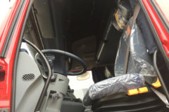 上汽红岩 杰狮C500重卡 390马力 8X4 8.5米自卸车(CQ3316HTVG466L)