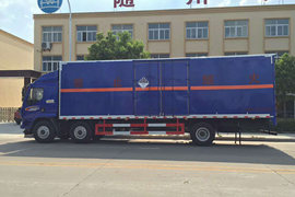 东风柳汽底盘&nbsp;爆破器材运输车外观图片