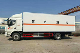 东风柳汽底盘&nbsp;爆破器材运输车外观图片