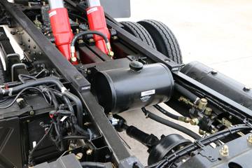 ���� ����E3 82���� 2.81����ж��ͼƬ