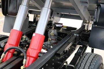 ���� ����E3 82���� 2.81����ж��ͼƬ