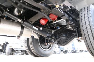 ���� ����E3 82���� 2.81����ж��ͼƬ