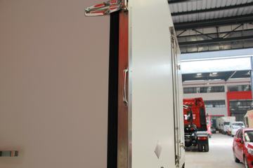 ���� ŷ����S3ϵ 143���� 4X2 ��س�ͼƬ