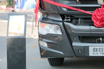 ���Ͽ��� U350�ؿ� 350���� 4X2ǣ����(QCC4182D651)ͼƬ