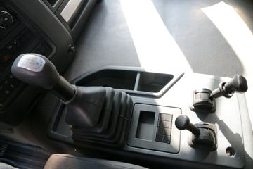 ���Ͽ��� U400�ؿ� 400���� 6X4 LNGǣ����(SQR4252N6ZT4)ͼƬ