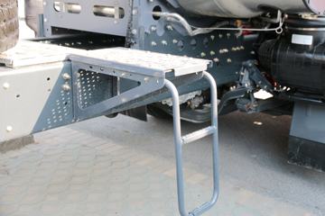 ���Ͽ��� U400�ؿ� 400���� 6X4 LNGǣ����(SQR4252N6ZT4)ͼƬ