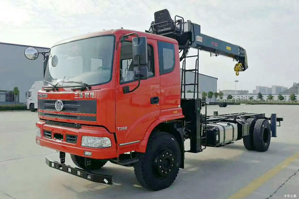 三环十通 昊龙 180马力 4X2 随车吊