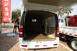 C35&nbsp;电动封闭厢货驾驶室图片