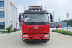 一汽解放 J6L中卡 220马力 4X2 7.6米雏禽运输车(QYK5160XCQ)