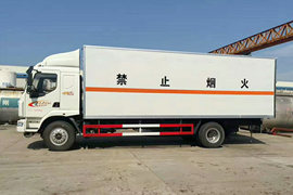 东风柳汽底盘&nbsp;爆破器材运输车外观图片