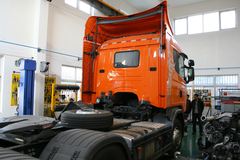 斯堪尼亚 G系列重卡 420马力 6X2 牵引车(型号G420 LA6x2MNA)