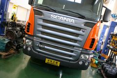 斯堪尼亚 G系列重卡 420马力 6X2 牵引车(型号G420 LA6x2MNA)