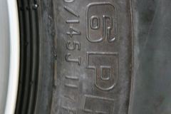 广汽日野 700系列重卡 350马力 4X2 牵引车(YC4180SH2PE)