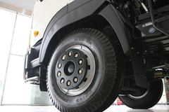 广汽日野 700系列重卡 350马力 4X2 牵引车(YC4180SH2PE)