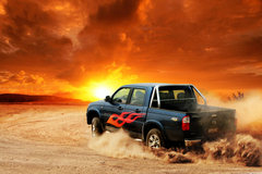 中兴 威虎F1 基本型 2010款 两驱 2.2L汽油 双排皮卡