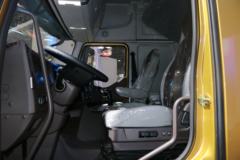 东风柳汽 乘龙H7重卡 480马力 6X2R牵引车(LZ4253H7CB)