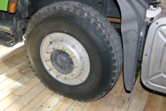 东风柳汽 乘龙H7 385马力 6X4 5.6米自卸车(LZ3251M5DB)