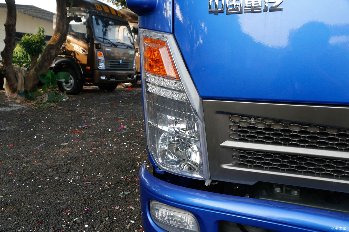  7ϵ 116 4X2 3.6ж(CDW3040A1Q5)                                                