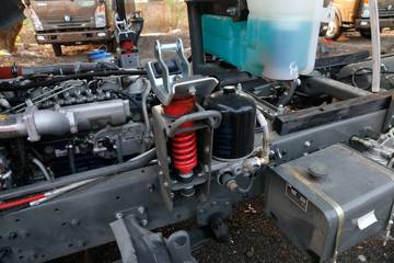 �������� 7ϵ 116���� 4X2 3.6����ж��(CDW3040A1Q5)ͼƬ