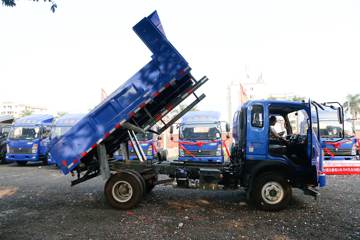 �������� 7ϵ 116���� 4X2 3.6����ж��(CDW3040A1Q5)ͼƬ