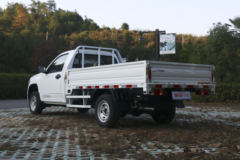 骐铃汽车 T100 豪华版 2.2L汽油 两驱 单排皮卡(JML1021A3NS)