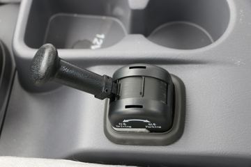 ����ʱ�� M3 110���� 4X2 4.2��ƽ����ж��(BJ3043D9JBA-FC)ͼƬ