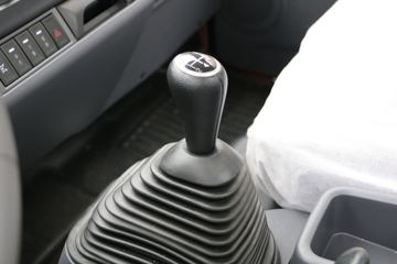 ����ʱ�� M3 110���� 4X2 4.2��ƽ����ж��(BJ3043D9JBA-FC)ͼƬ