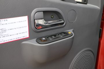 ����ʱ�� M3 110���� 4X2 4.2��ƽ����ж��(BJ3043D9JBA-FC)ͼƬ