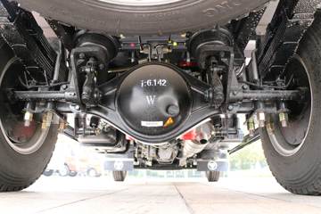 ����ʱ�� M3 110���� 4X2 4.2��ƽ����ж��(BJ3043D9JBA-FC)ͼƬ