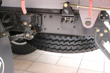 ����ʱ�� M3 110���� 4X2 4.2��ƽ����ж��(BJ3043D9JBA-FC)ͼƬ