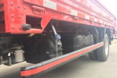 现代商用车 致道300N 116马力 4.145米单排栏板轻卡(CNJ1041EDF33V)