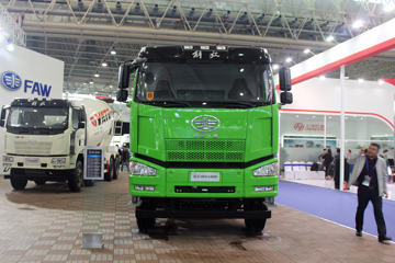 һ����� J6P�ؿ� 350���� 6X4 5.6��������ж��(CA3250P66K2L1T1AE5)ͼƬ