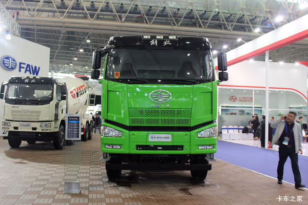 一汽解放 J6P重卡 350马力 6X4 5.4米自卸车(CA3250P66K2L1T1AE5)