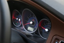 骐铃T100 皮卡驾驶室                                               图片