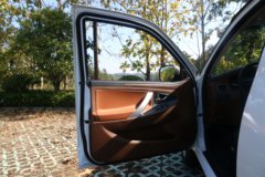 骐铃汽车 T100 豪华版 2.2L汽油 两驱 双排皮卡(JML1031A3N)