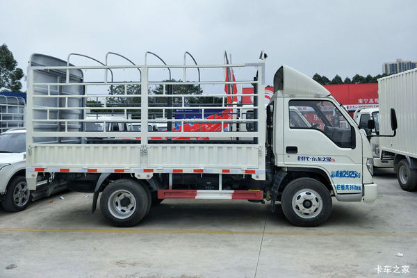 С��֮���ػ����˱��л��ȴ����� �����ߴ�0.1��