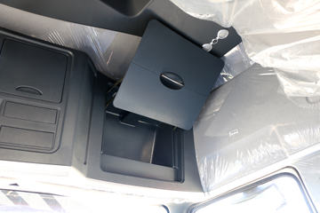 �й����� HOWO T7H�ؿ� 440���� 6X4ǣ����(3225���)ͼƬ