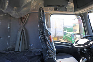 �й����� HOWO T7H�ؿ� 440���� 6X4ǣ����(3225���)ͼƬ