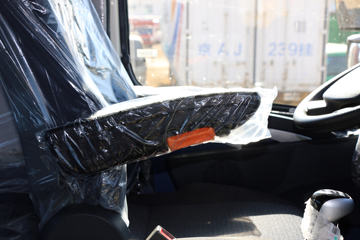 �й����� HOWO T7H�ؿ� 440���� 6X4ǣ����(3225���)ͼƬ