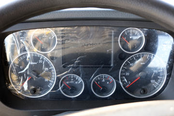 �й����� HOWO T7H�ؿ� 440���� 6X4ǣ����(3225���)ͼƬ