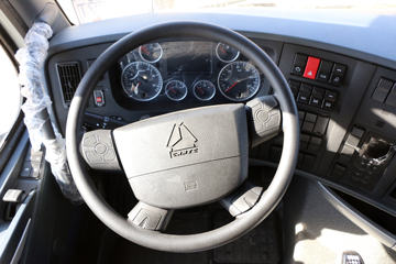 �й����� HOWO T7H�ؿ� 440���� 6X4ǣ����(3225���)ͼƬ