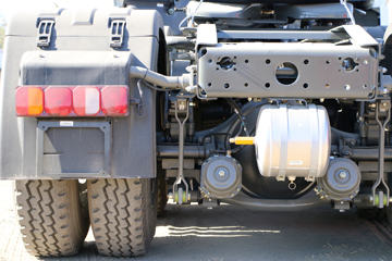 �й����� HOWO T7H�ؿ� 440���� 6X4ǣ����(3225���)ͼƬ