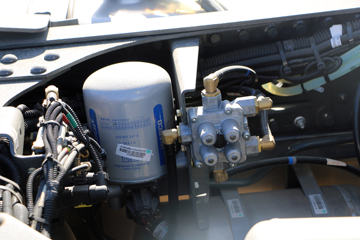 �й����� HOWO T7H�ؿ� 440���� 6X4ǣ����(3225���)ͼƬ